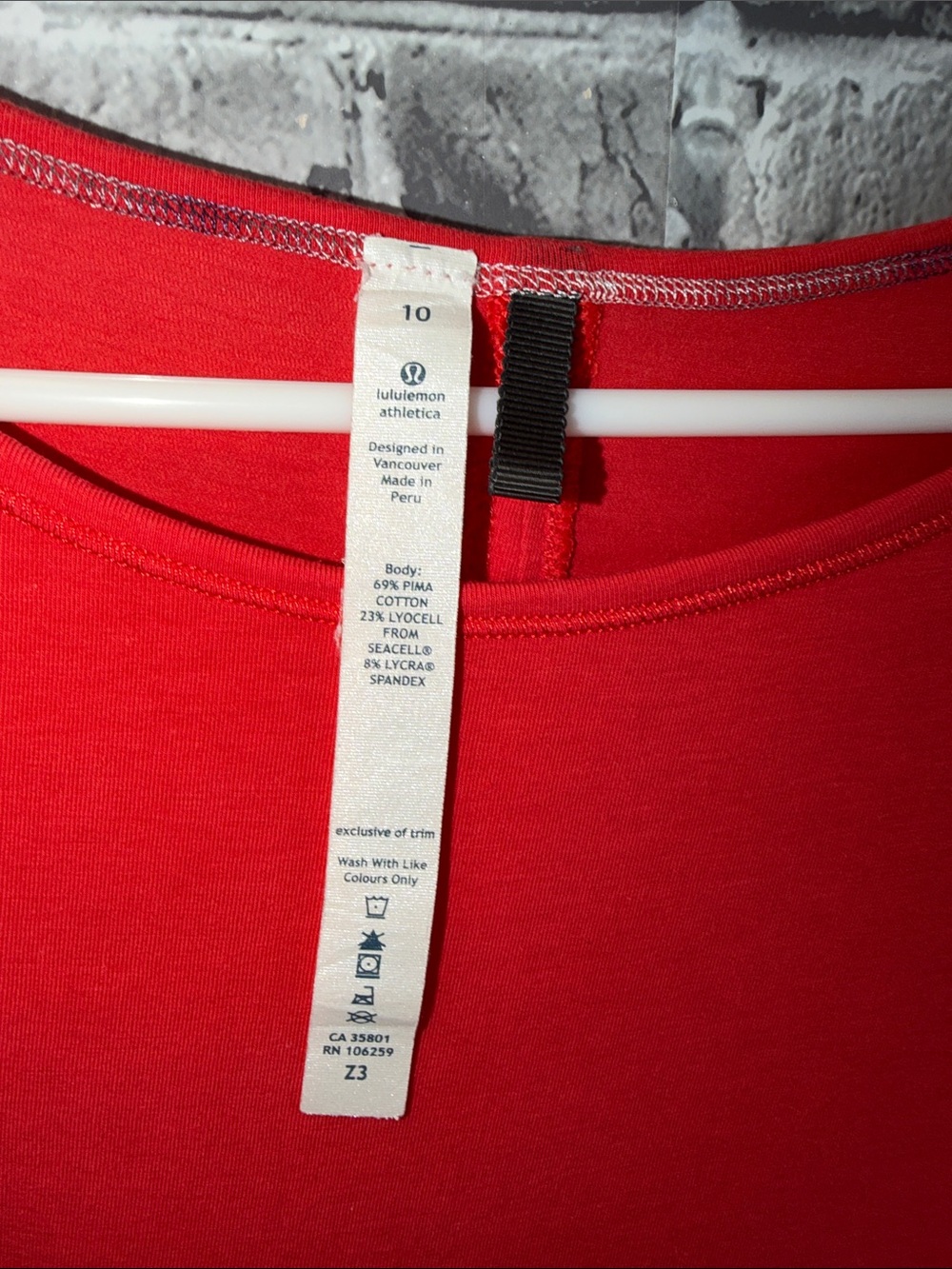 lululemon athletica Red Long-Sleeve Top with Charcoal Elbow Panels - Picture 2 of 6